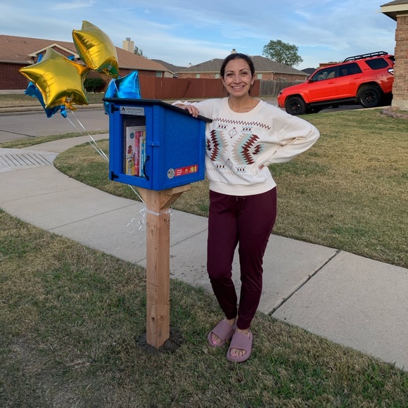 🎉 Like this post to be notified when I go live! 🎉 - Picture 12 of 17